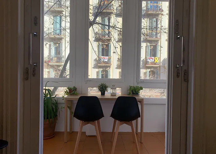 Coimpact Coliving - Hostel Barcelona